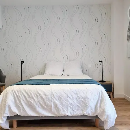 Chaleureux Avec Wifi Et Grand Jardin, Près De Disneyland - Fr-1-532-22 Hébergement de vacances Viels-Maisons