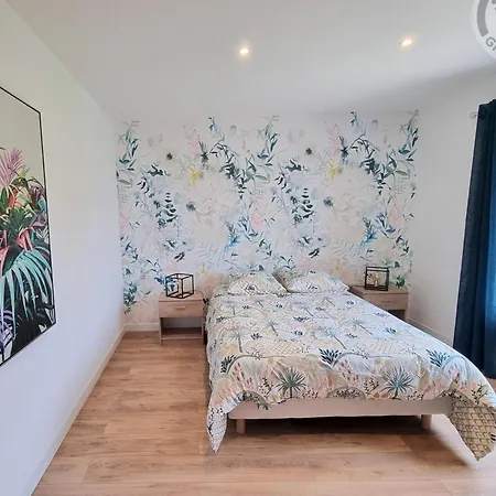 Chaleureux Avec Wifi Et Grand Jardin, Près De Disneyland - Fr-1-532-22 Viels-Maisons