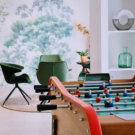 Chaleureux Avec Wifi Et Grand Jardin, Près De Disneyland - Fr-1-532-22