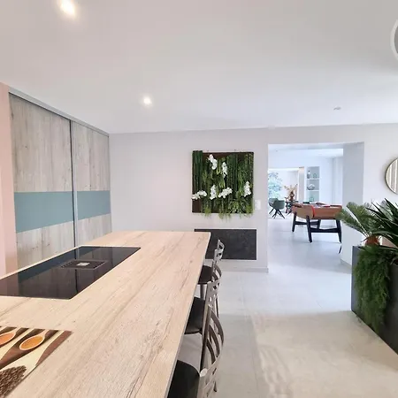 Hébergement de vacances Chaleureux Avec Wifi Et Grand Jardin, Près De Disneyland - Fr-1-532-22 Viels-Maisons