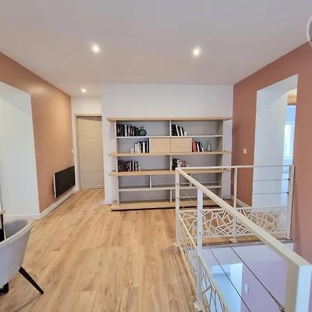 Chaleureux Avec Wifi Et Grand Jardin, Près De Disneyland - Fr-1-532-22 Viels-Maisons