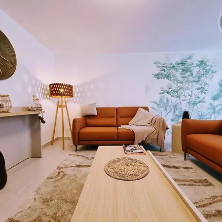 Chaleureux Avec Wifi Et Grand Jardin, Près De Disneyland - Fr-1-532-22 Hébergement de vacances Viels-Maisons