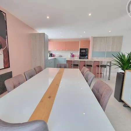 Chaleureux Avec Wifi Et Grand Jardin, Pres De Disneyland - Fr-1-532-22 * Viels-Maisons