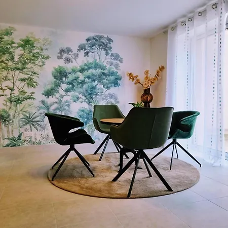 Chaleureux Avec Wifi Et Grand Jardin, Pres De Disneyland - Fr-1-532-22 *