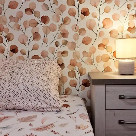 Chaleureux Avec Wifi Et Grand Jardin, Pres De Disneyland - Fr-1-532-22 Viels-Maisons